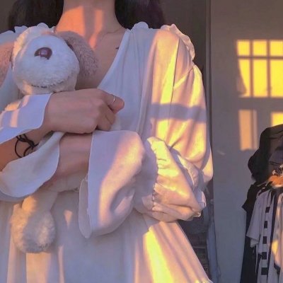 踏着波涛的少年